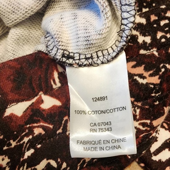 Joie Caleigh Cropped Sweater Marbled Abstract Floral Fractal Women sz Large - Picture 6 of 9